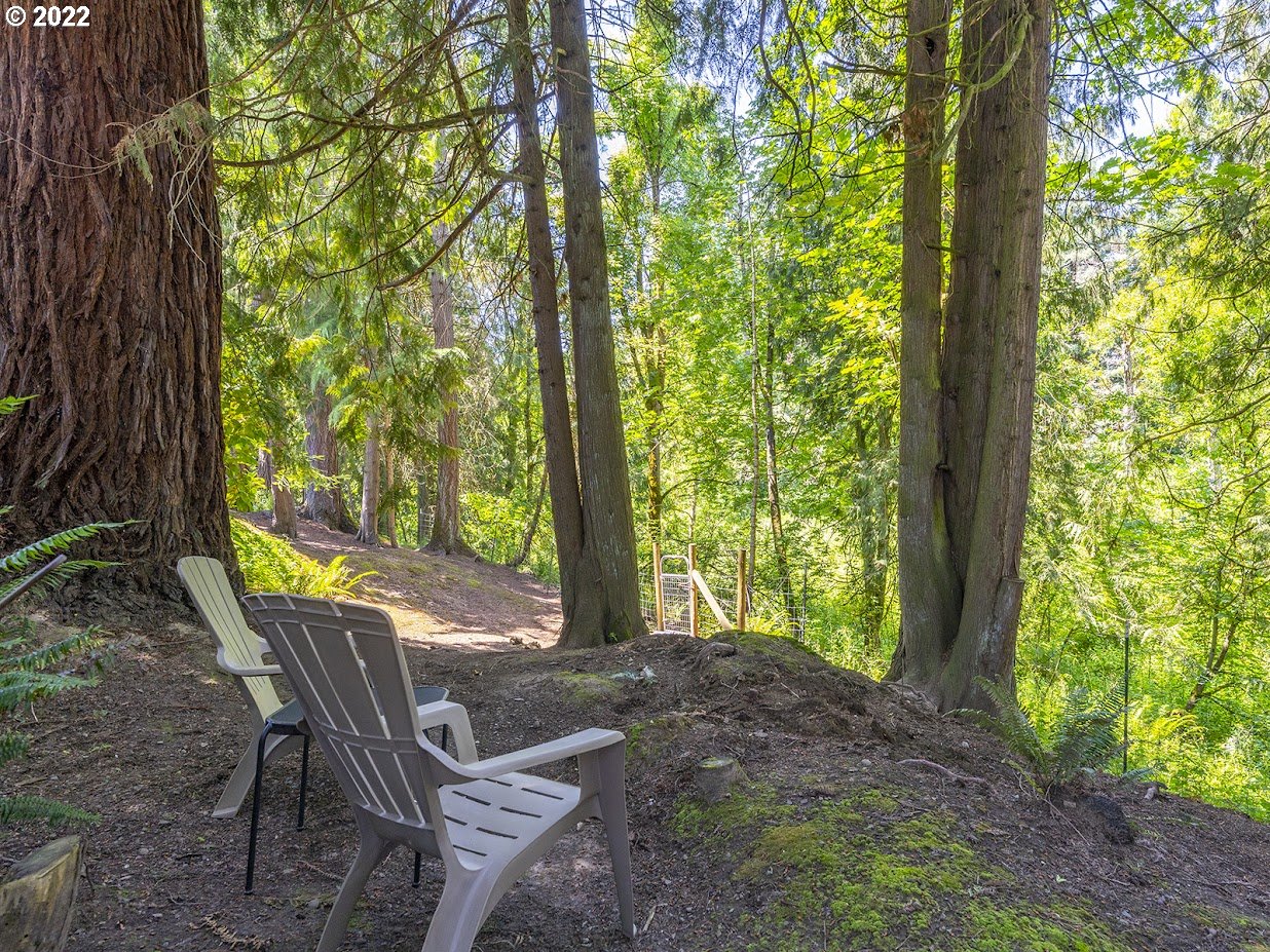 6562 South Zimmerman Road Aurora, OR 97002 - Photo 31 of 31 a view of an outdoor space with a patio