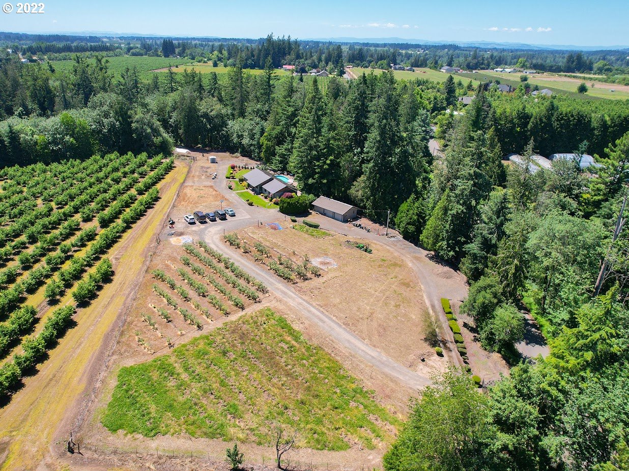 6562 South Zimmerman Road Aurora, OR 97002 - Photo 6 of 31