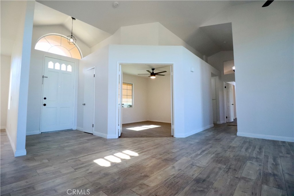 716 Periwinkle Lane Perris, CA 92571 - Photo 12 of 26