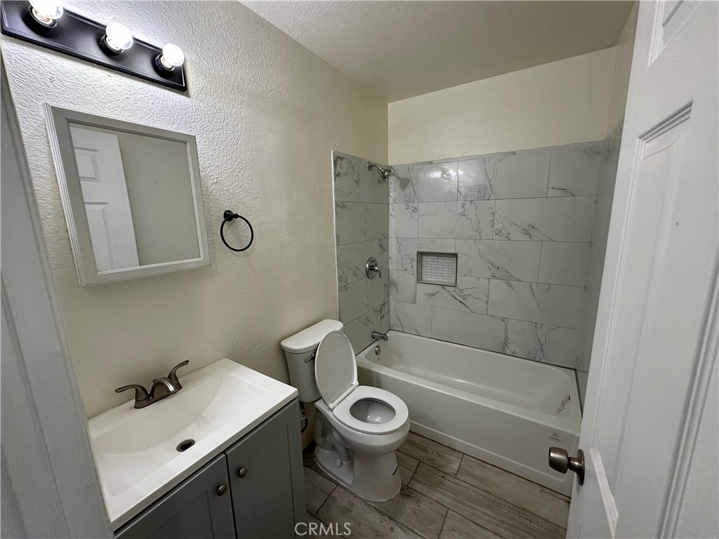 716 Periwinkle Lane Perris, CA 92571 - Photo 19 of 26