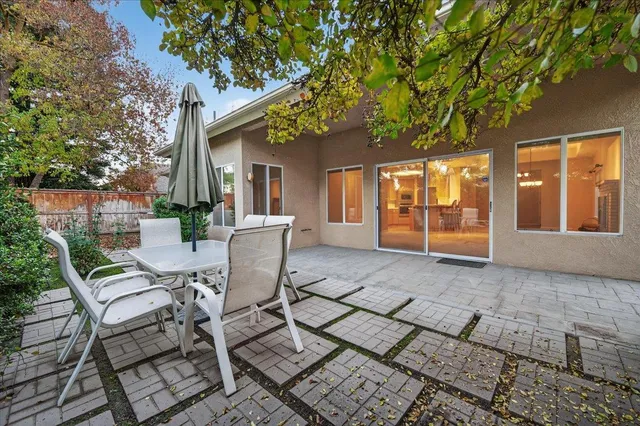 $539,900 | 2211 Dawson Cove Lane, Clovis, CA 93611