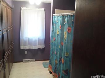 9521 Rakers Road Carlyle, IL 62231 - Photo 10 of 25