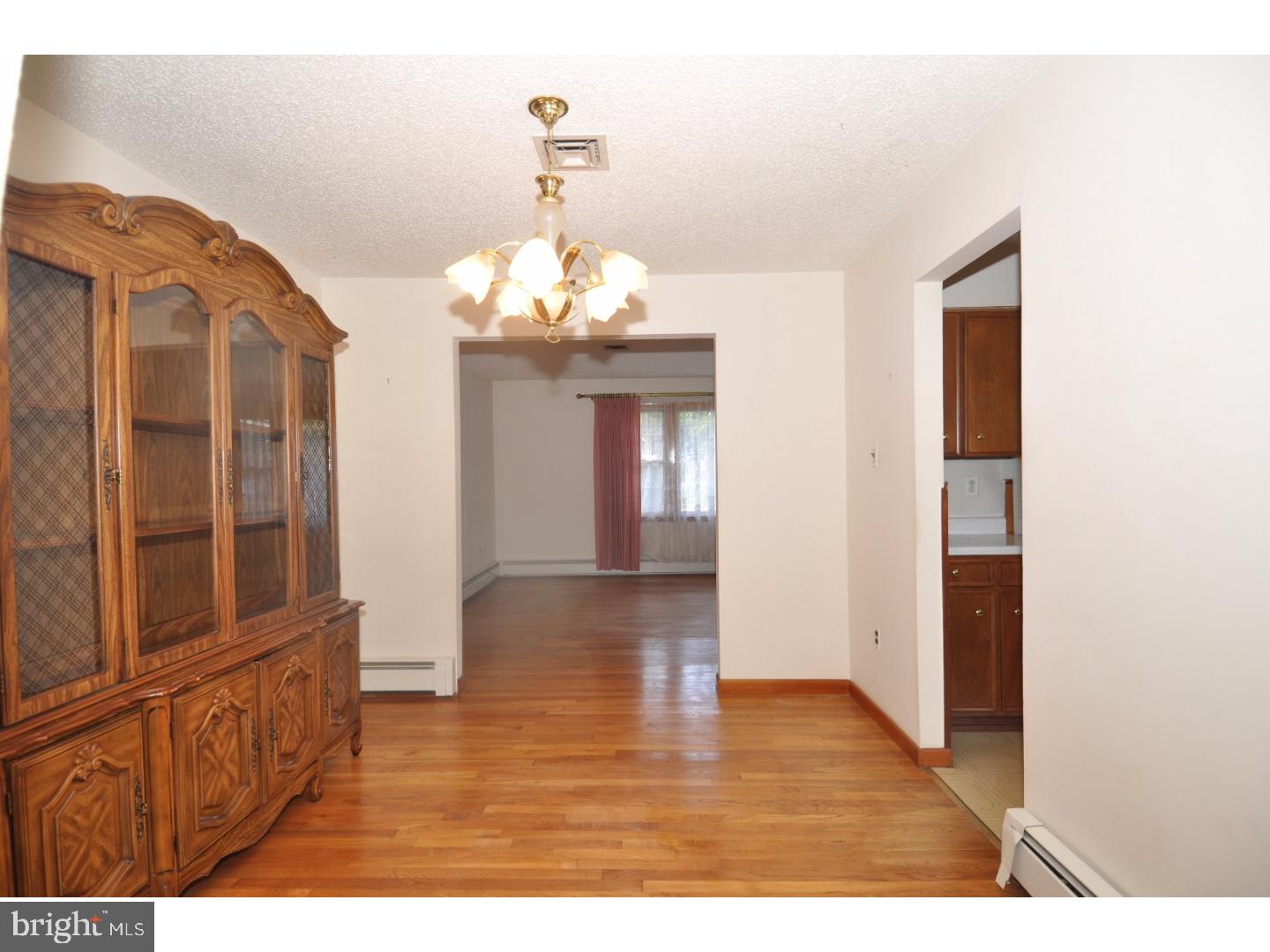 472 Station Road Roebling, NJ 08554 - Photo 3 of 25