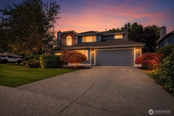 $799,950 | 20425 96th Way South, Kent, WA 98031