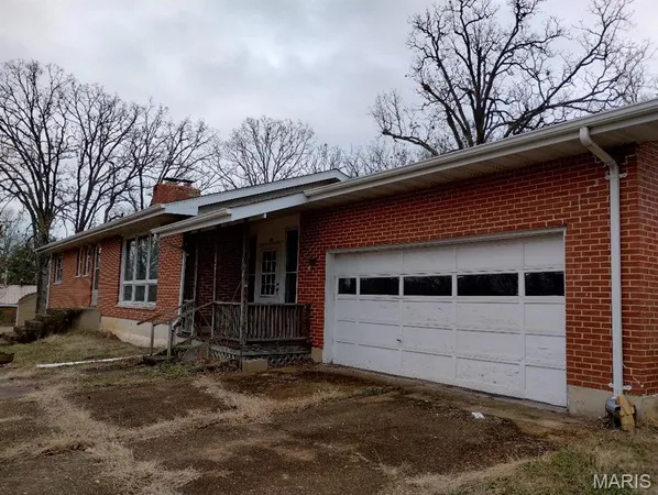 $240,000 | 403 Fort Wyman Road, Rolla, MO 65401
