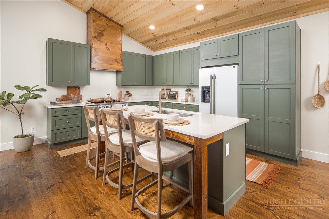 207 Laurel Canopy Lane Boone, NC 28607 - Photo 14 of 49