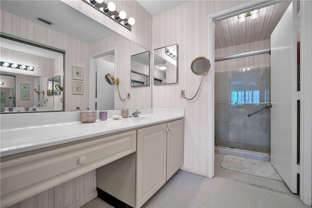 8146 Springtree Road, Unit B Boca Raton, FL 33496 - Photo 18 of 25 Photo 18