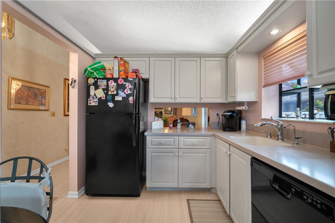 8146 Springtree Road, Unit B Boca Raton, FL 33496 - Photo 5 of 25 Photo 5