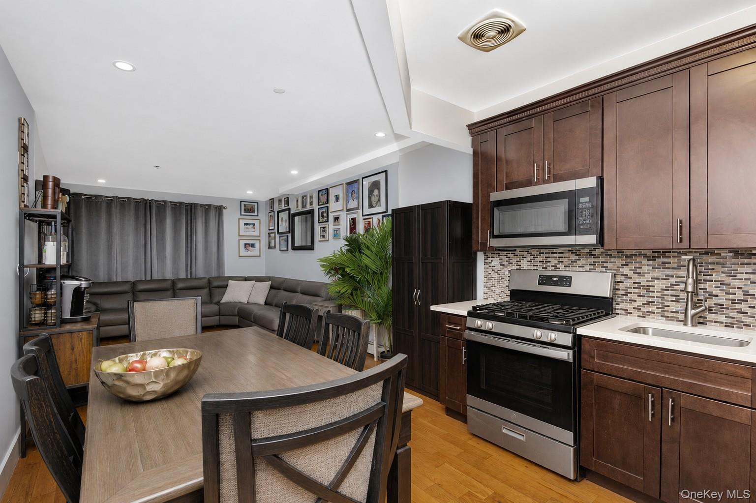 164-15 104th Road Queens, NY 11433 - Photo 16 of 22 2nd floor kitchen/ dining area