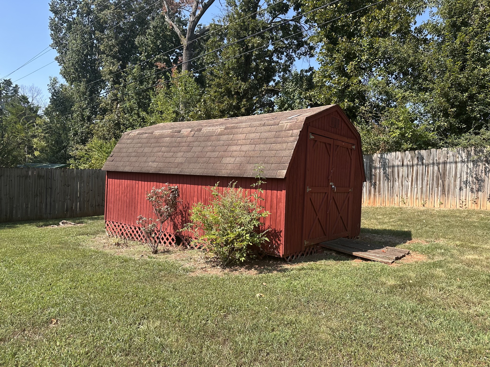 2111 Robin Road Bowling Green, KY 42101 - Photo 2 of 2 Gallery Image 2