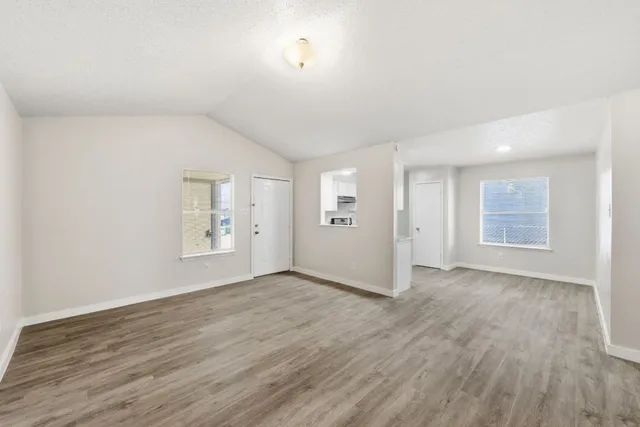 $1,550 | 2204 Donahue Lane, Austin, TX 78744