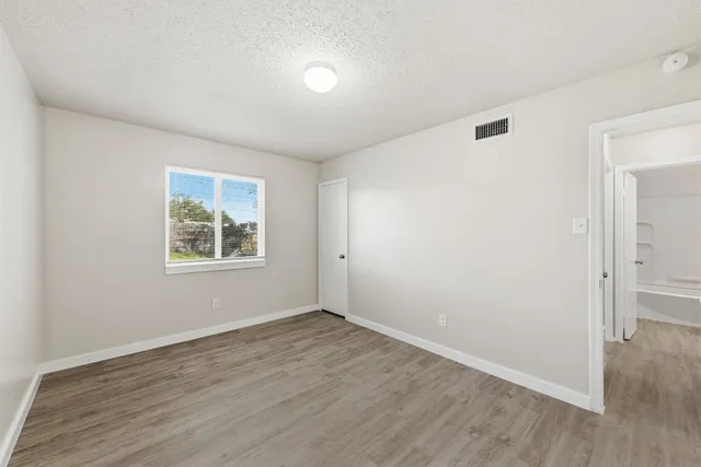 $1,550 | 2204 Donahue Lane, Austin, TX 78744