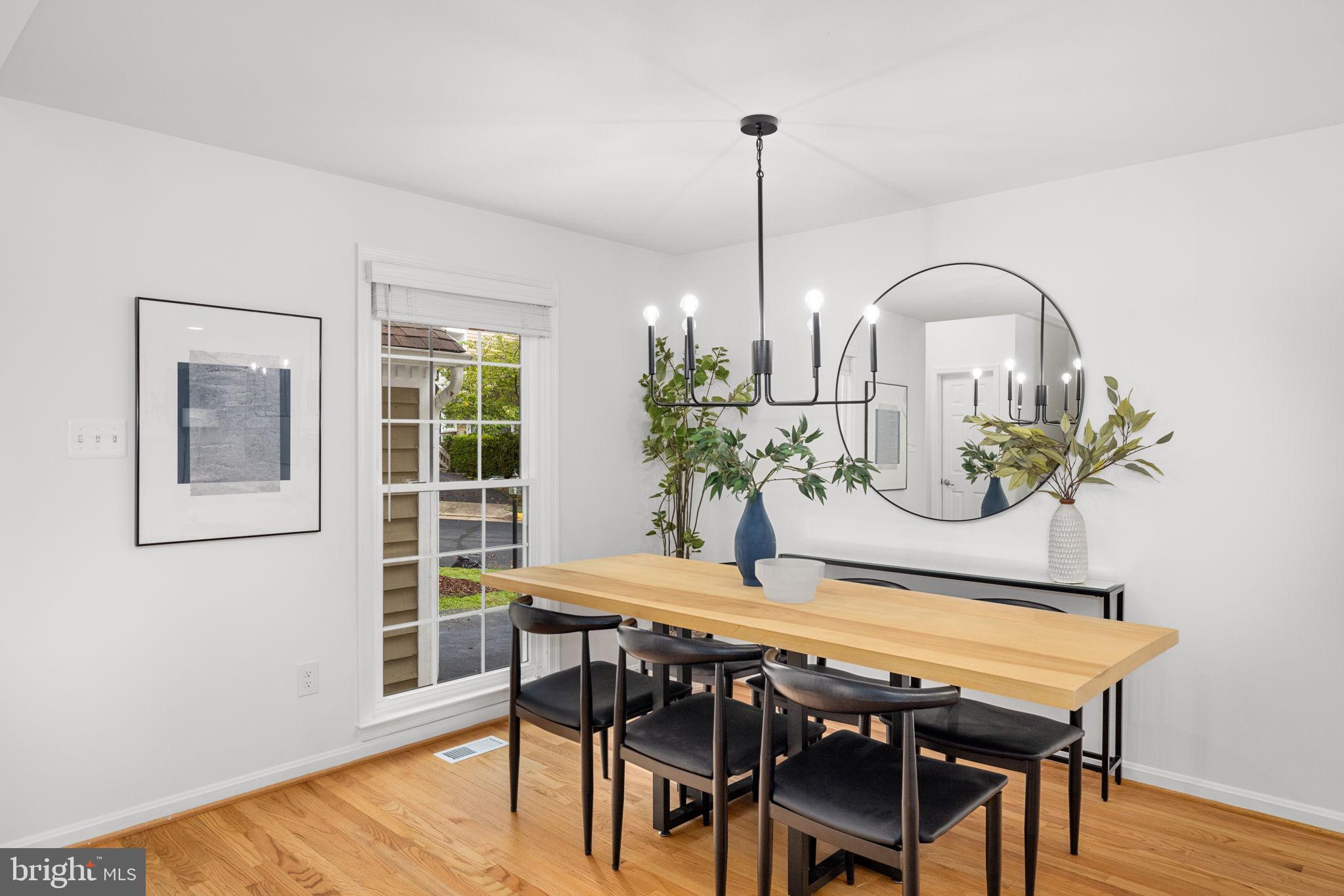 1502 Deer Point Way Reston, VA 20194 - Photo 3 of 50 Dining Room