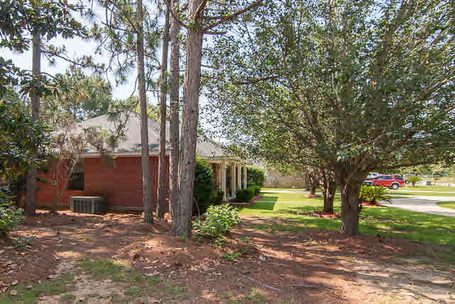 91 Robbins Boulevard Daphne, AL 36526 - Photo 2 of 10