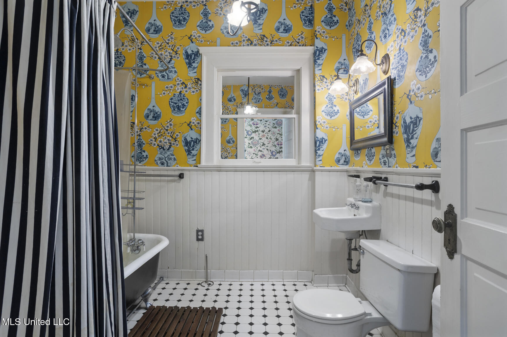 1704 North State Street Jackson, MS 39202 - Photo 25 of 27 25