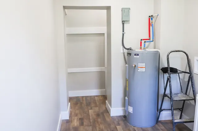 $295,000 | 413 East Main Street, Waverly, TN 37185