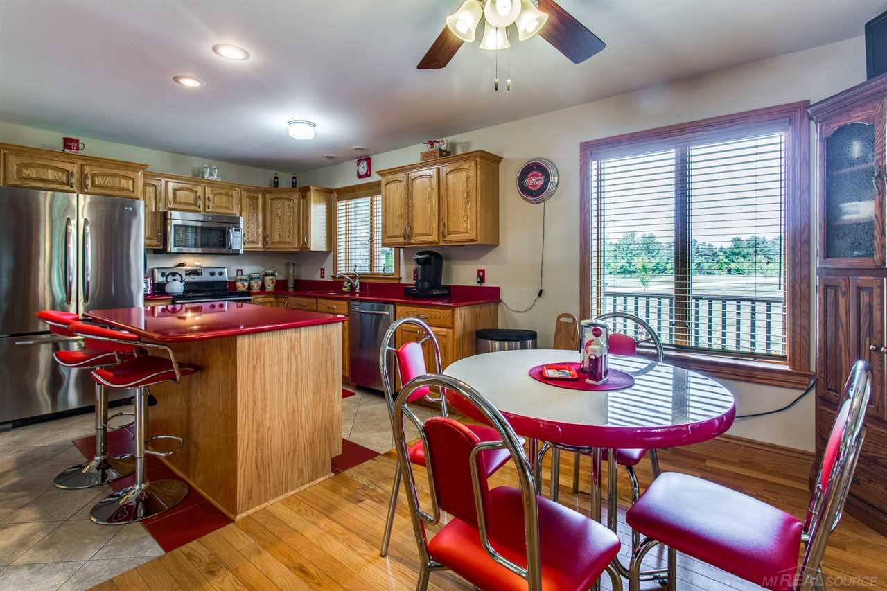 4805 Lakeshore Road Deckerville, MI 48427 - Photo 24 of 50
