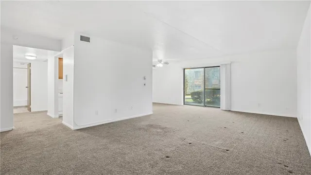 $95,000 | 1115 Forest Green Drive, Coraopolis, PA 15108