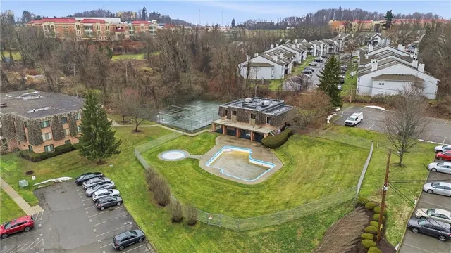 $95,000 | 1115 Forest Green Drive, Coraopolis, PA 15108