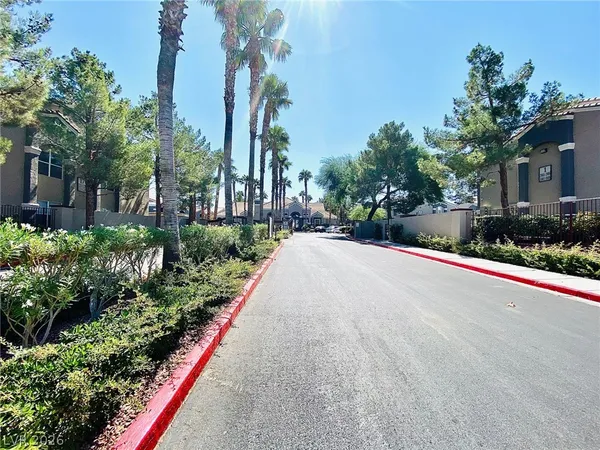 $1,450 | 5055 West Hacienda Avenue, Unit 2139, Las Vegas, NV 89118