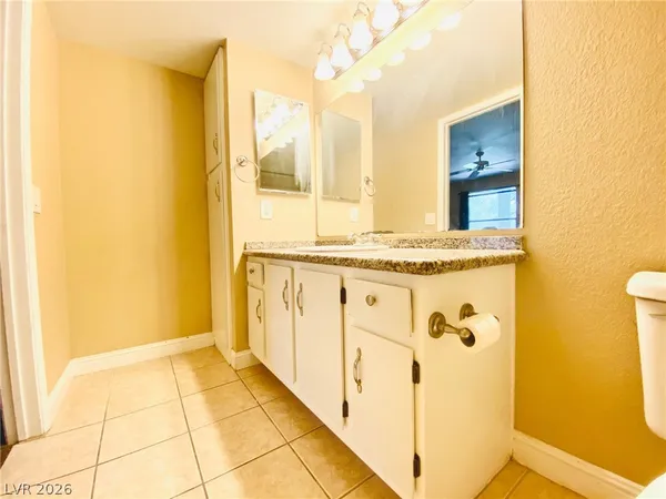 $1,450 | 5055 West Hacienda Avenue, Unit 2139, Las Vegas, NV 89118