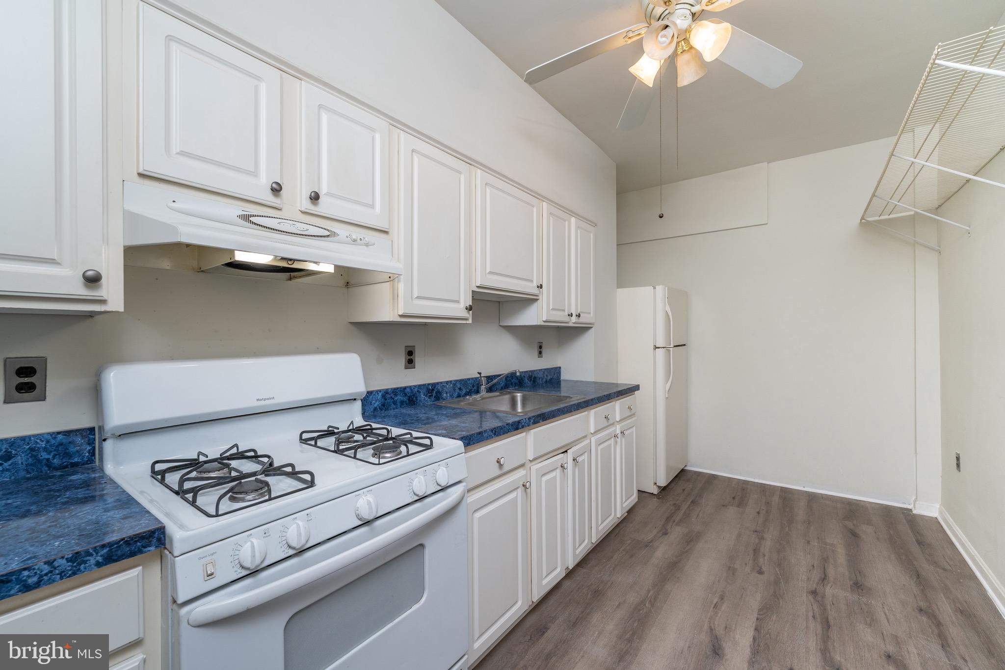 6915 Harford Road Baltimore, MD 21234 - Photo 8 of 19 Main Floor Unit #1