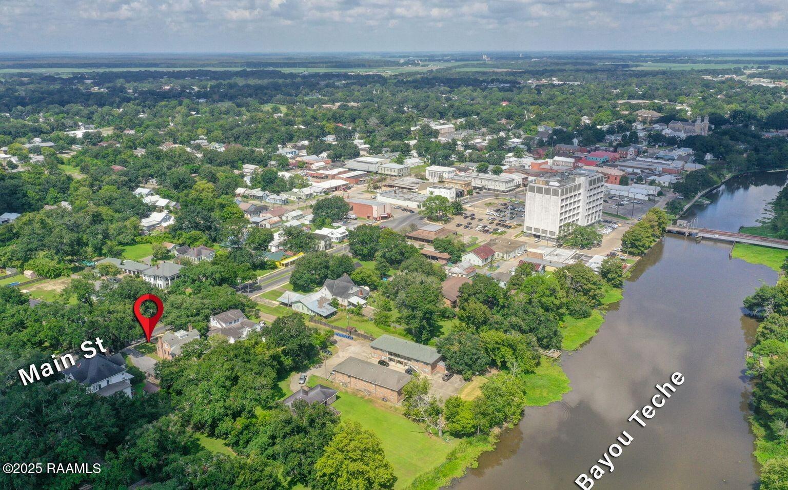 302 Main Street Franklin, LA 70538 - Photo 6 of 50 302 Main bayou views