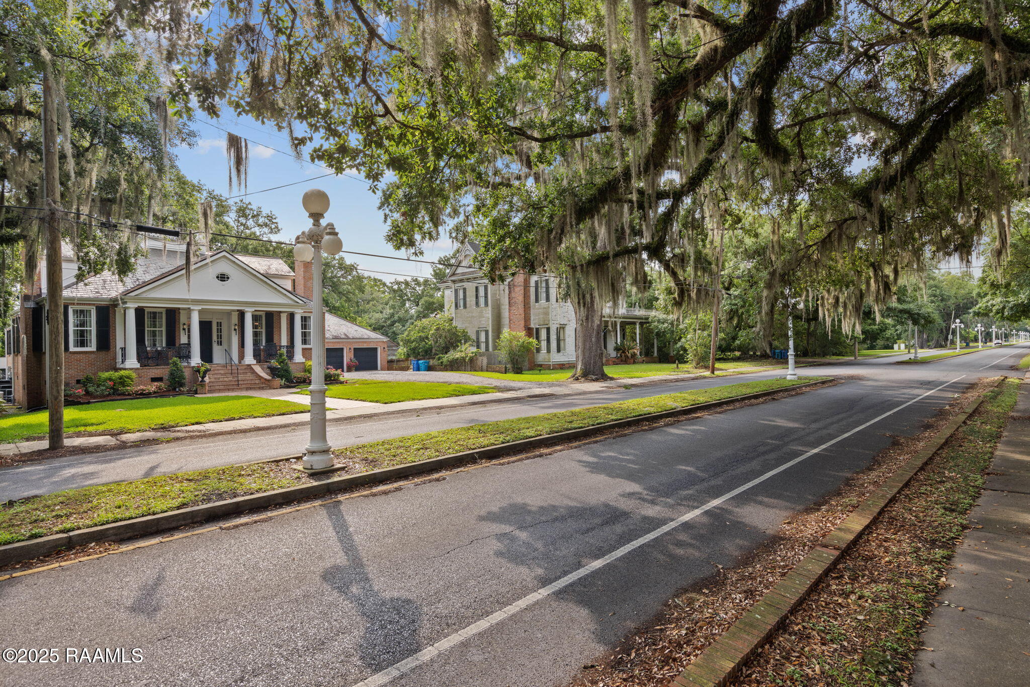 302 Main Street Franklin, LA 70538 - Photo 7 of 50 4-web-or-mls-302 Main St-4