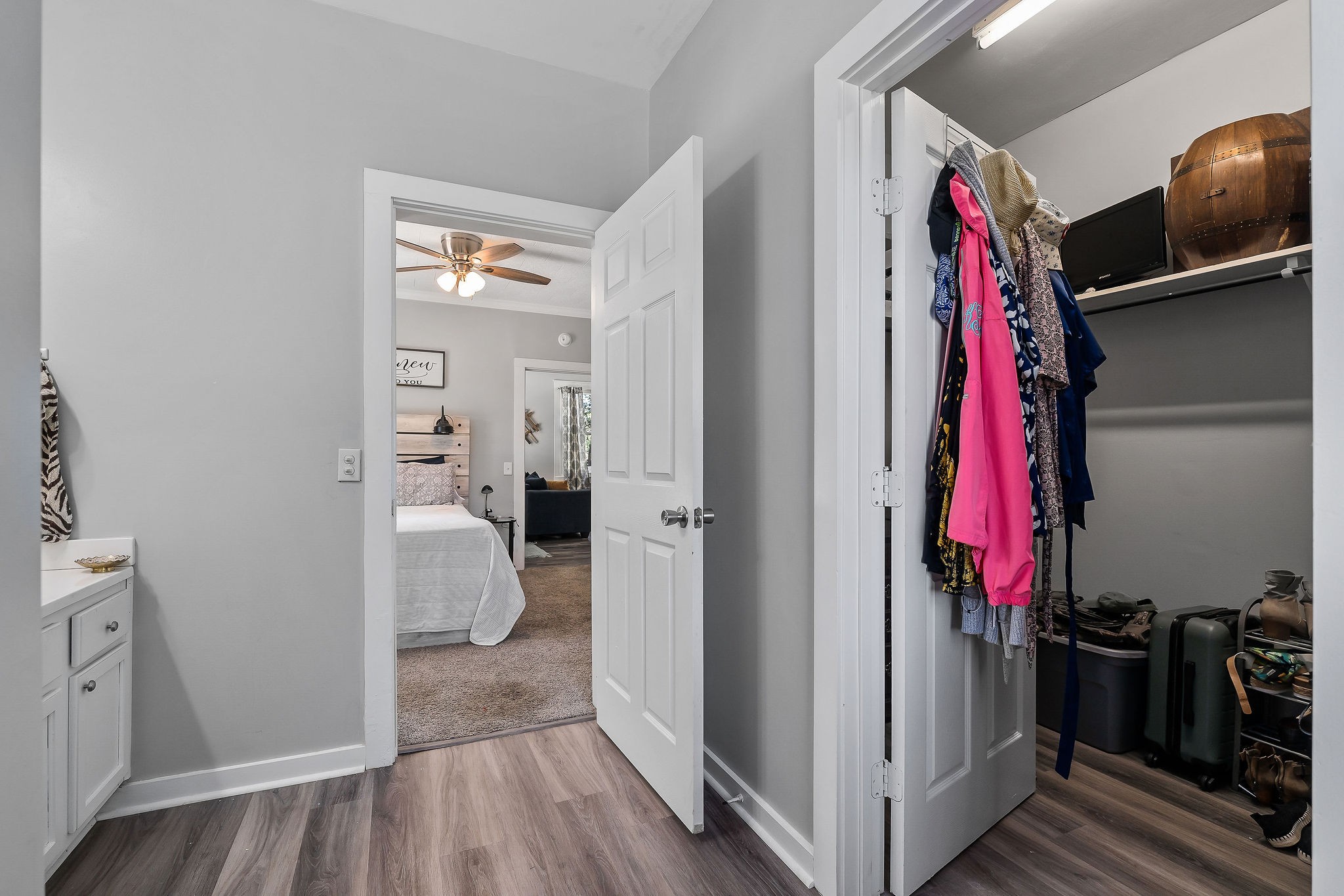 412 3rd Avenue North Baxter, TN 38544 - Photo 19 of 32 a view of a walk in closet