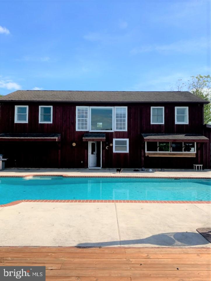 490 Siegfriedale Road, Unit POOL Kutztown, PA 19530 - Photo 32 of 42 Gallery Image 32