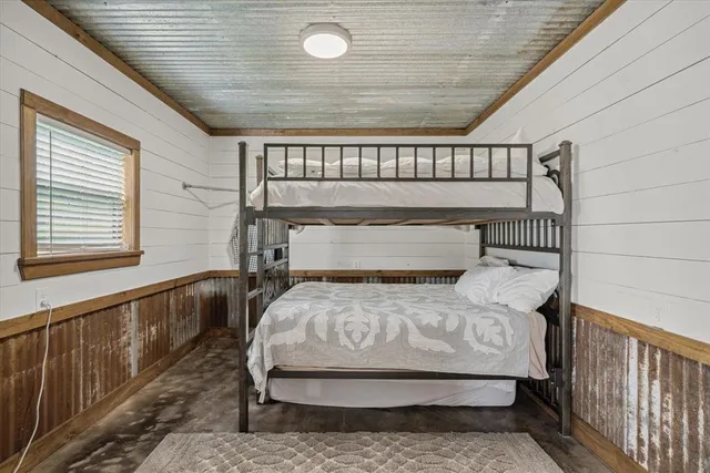 $1,949,900 | 902 County Road 3710, Edgewood, TX 75117