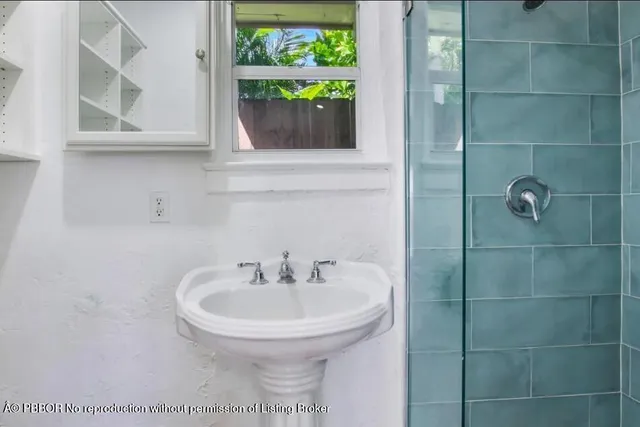 a view of a pathway with a yard