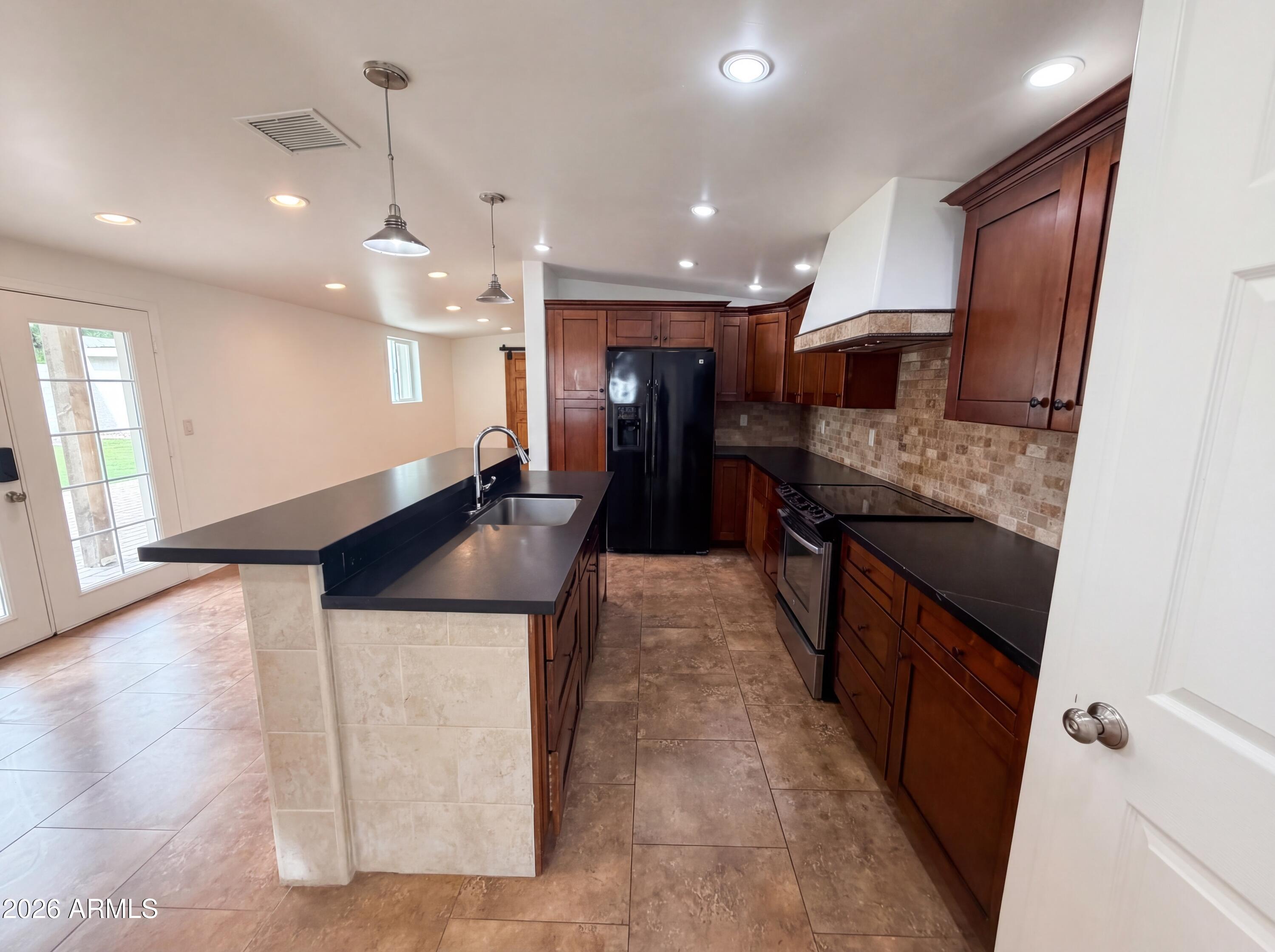 2722 East Nisbet Road Phoenix, AZ 85032 - Photo 2 of 26