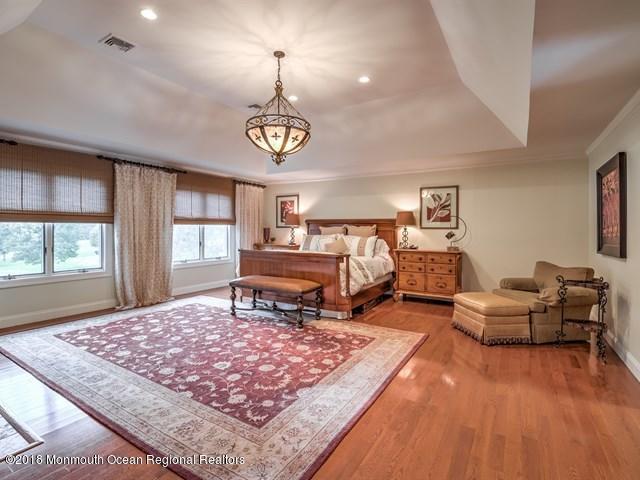 19 Russell Road Freehold, NJ 07728 - Photo 25 of 68 MASTER BEDROOM