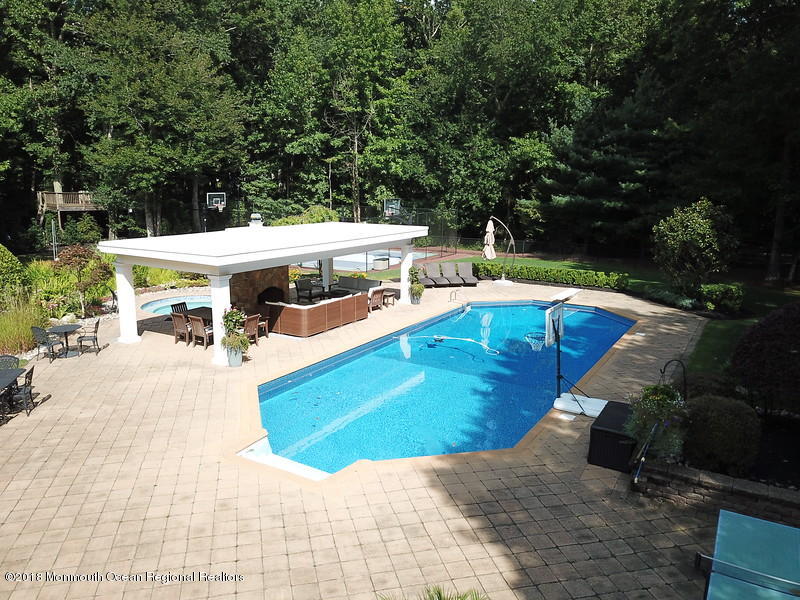 19 Russell Road Freehold, NJ 07728 - Photo 49 of 68 POOL