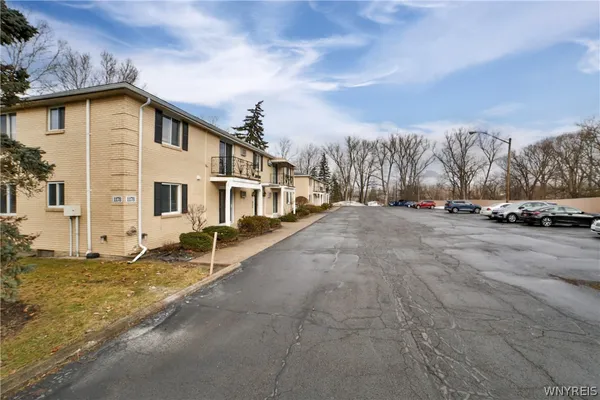 $1,450 | 1178 Indian Church Road, Unit 31, West Seneca, NY 14224