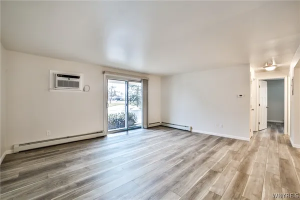 $1,450 | 1178 Indian Church Road, Unit 31, West Seneca, NY 14224