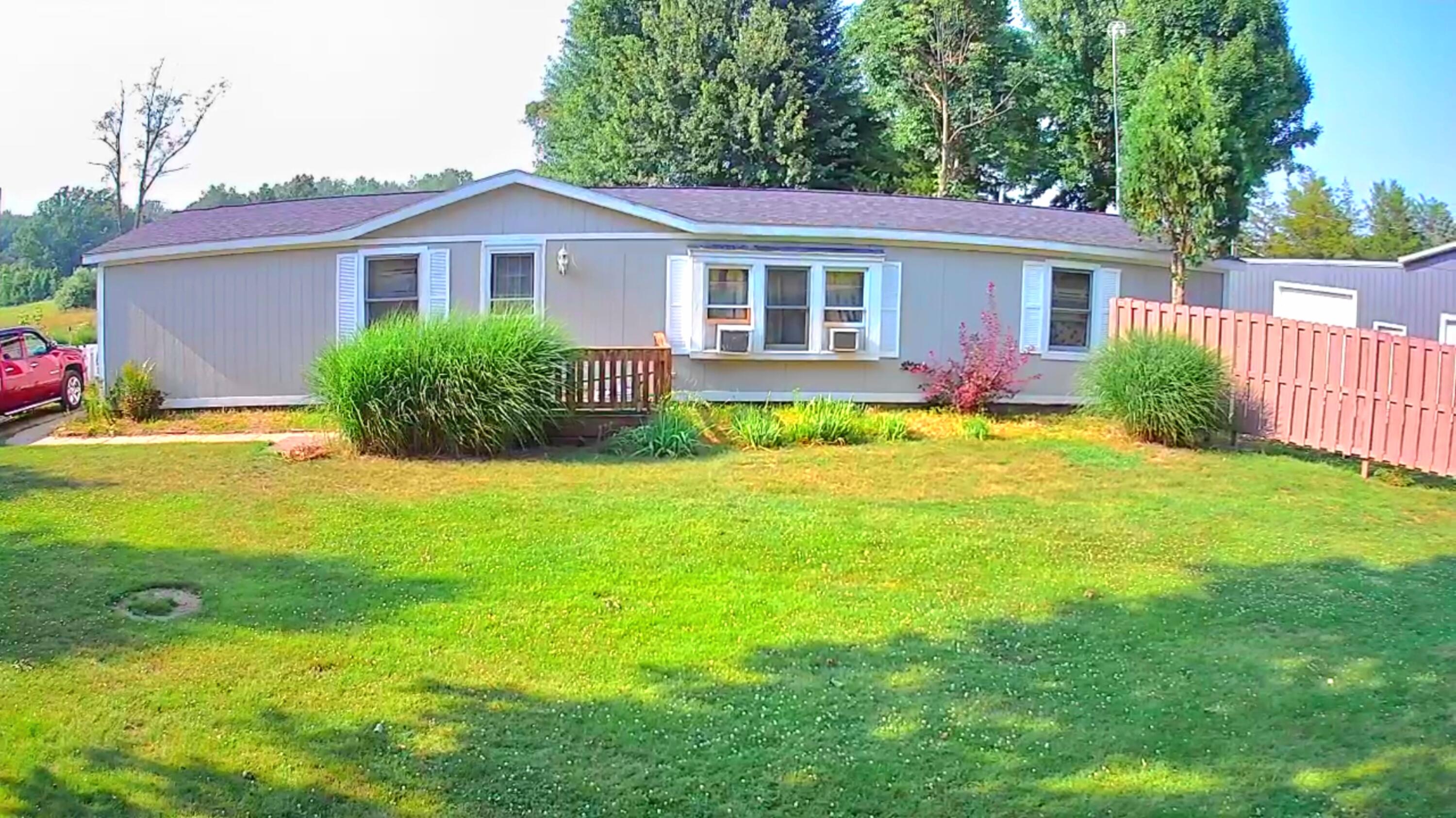 710 Ewing Road Lawton, MI 49065 - Photo 1 of 29 1000010511