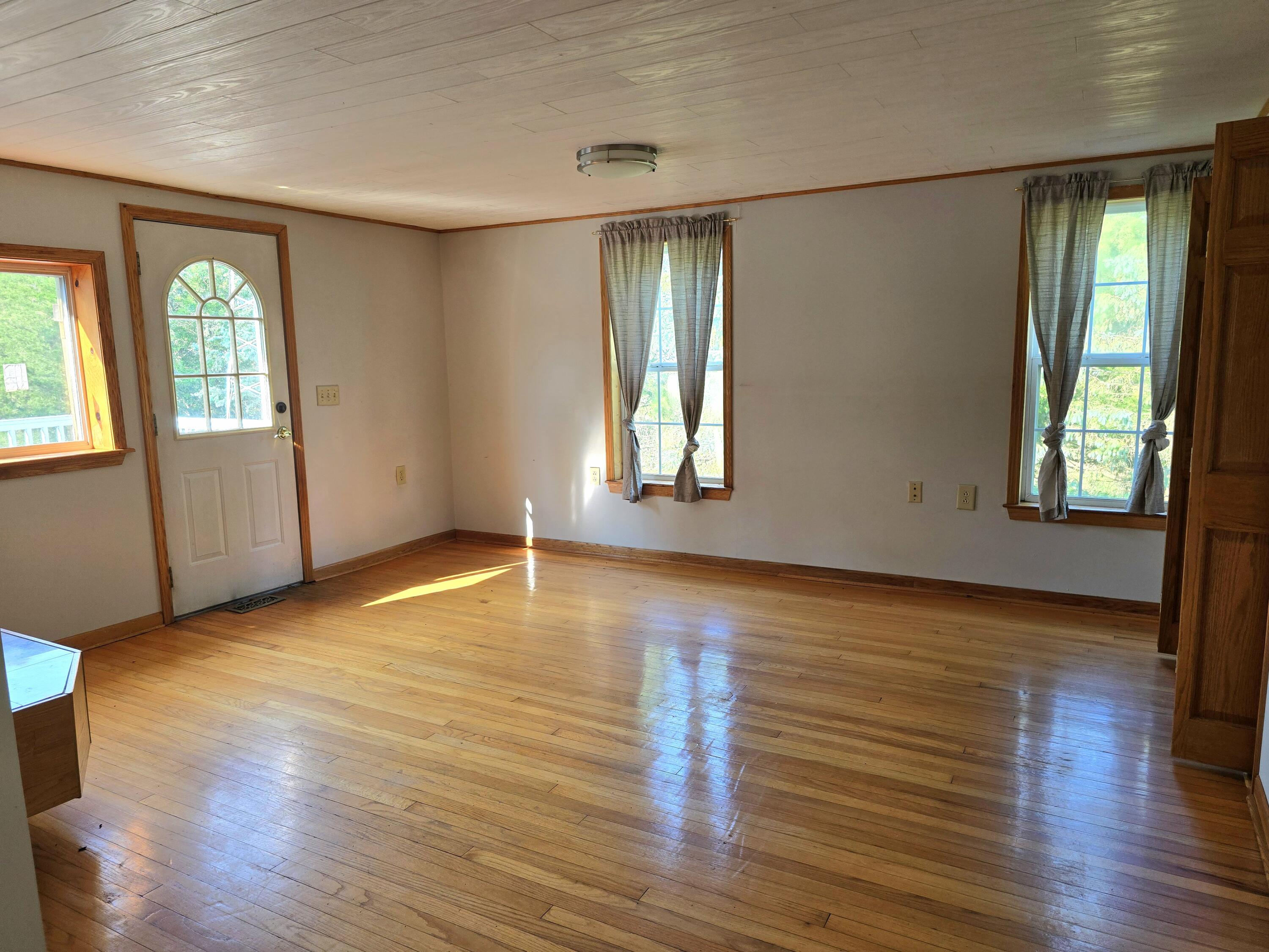 710 Ewing Road Lawton, MI 49065 - Photo 20 of 29 1000010537