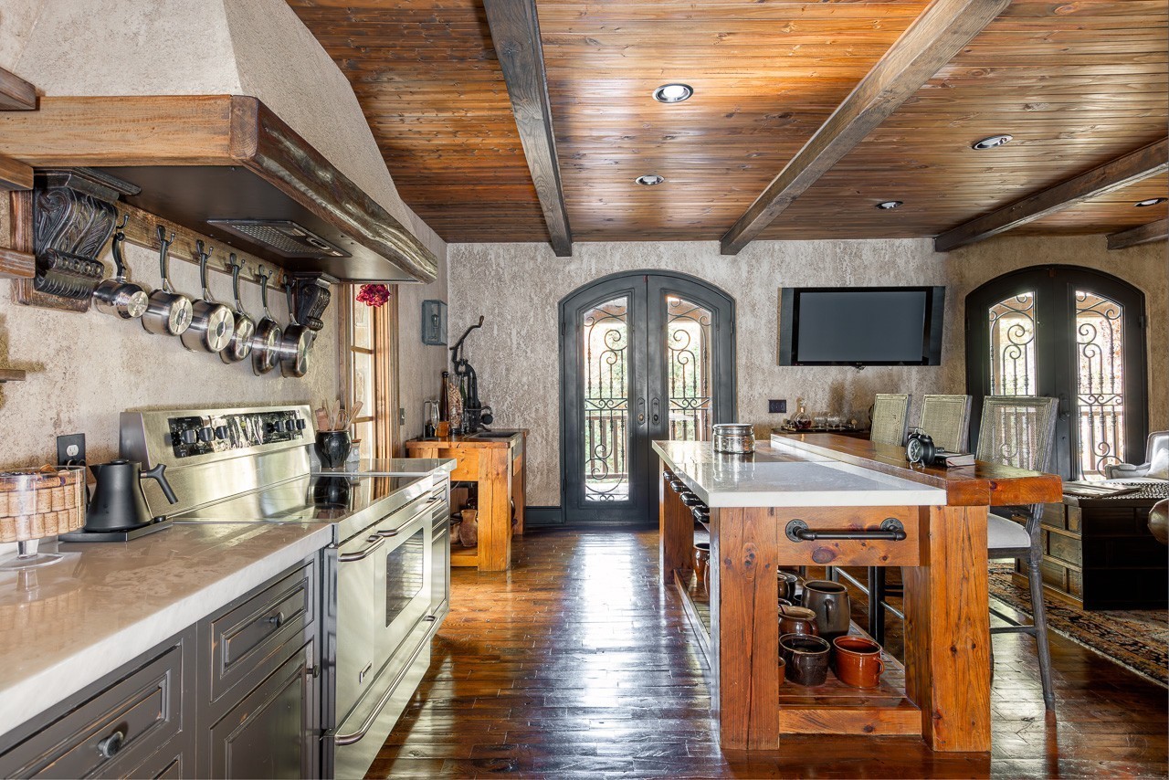5551 Parker Branch Road Franklin, TN 37064 - Photo 29 of 67 a large kitchen with stainless steel appliances granite countertop lots of counter top space