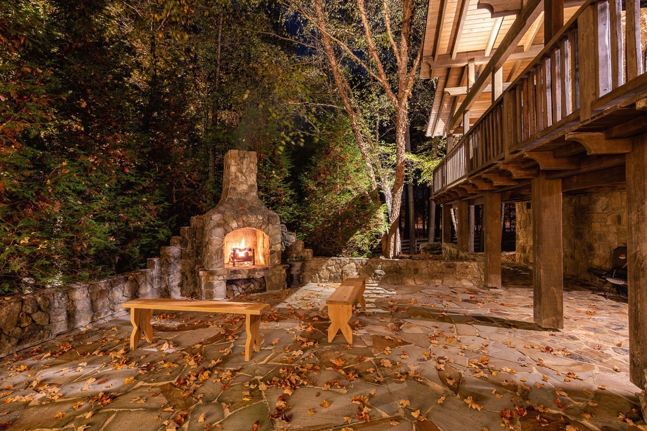 5551 Parker Branch Road Franklin, TN 37064 - Photo 66 of 67 a view of a building with a snow in the background