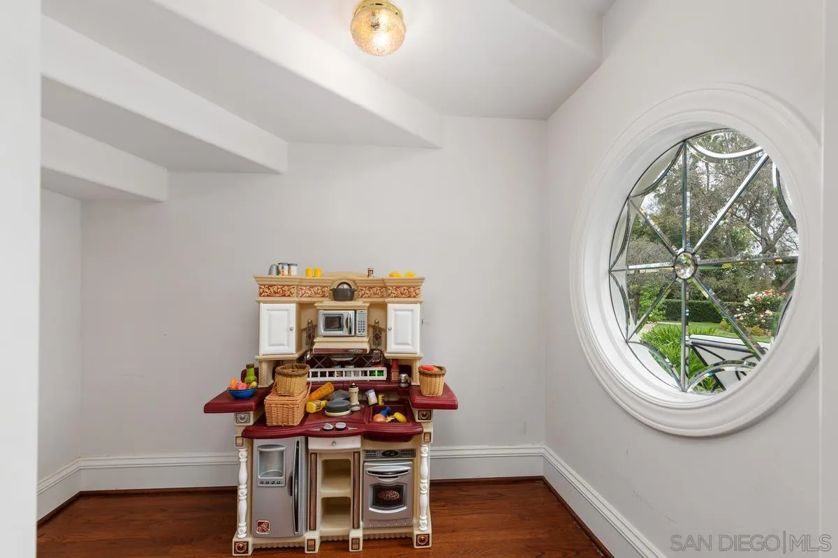 17032 Circa Oriente Rancho Santa Fe, CA 92067 - Photo 26 of 75