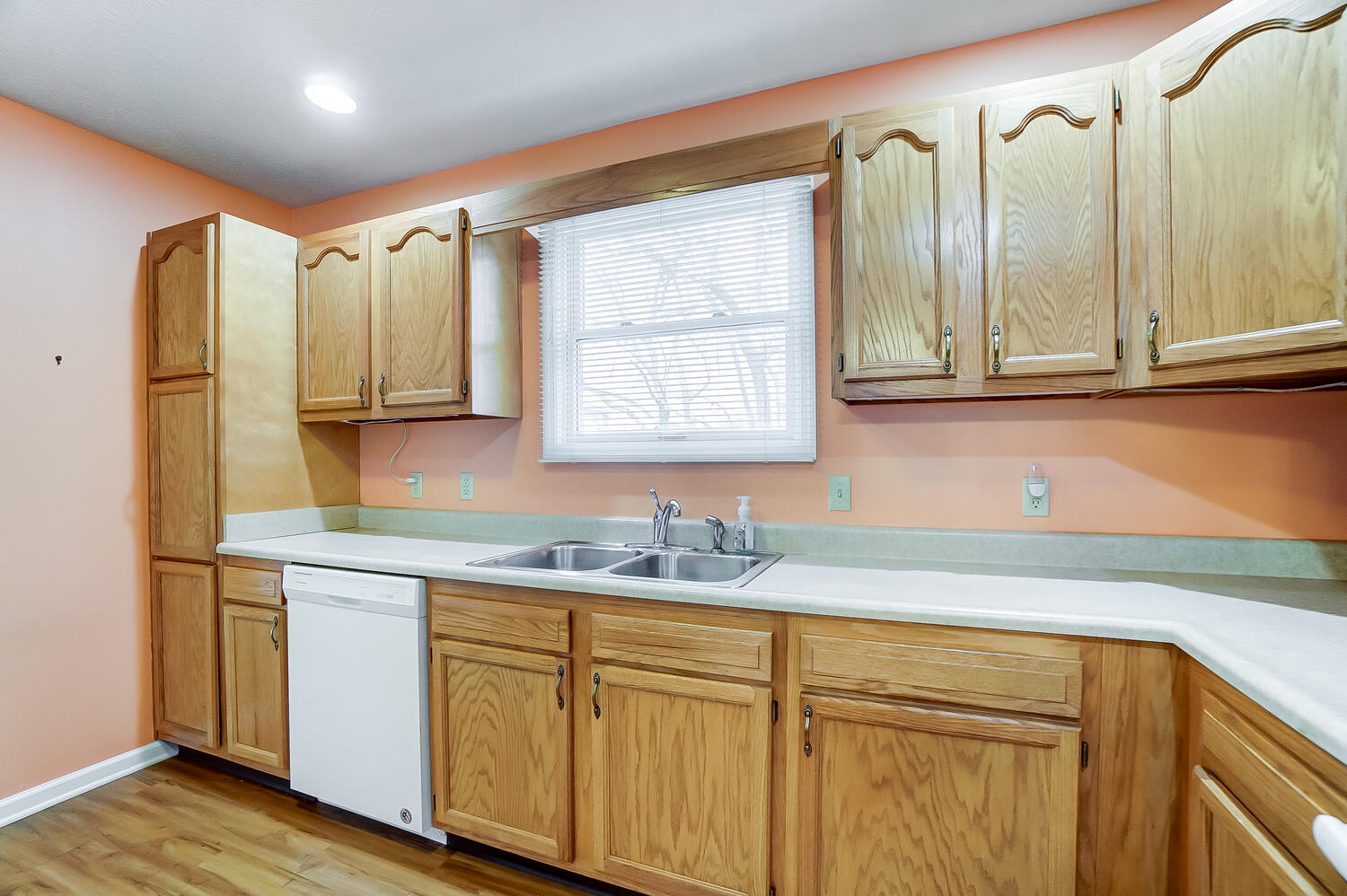 484 Ridgeview Circle East, Unit 1 Springfield, OH 45504 - Photo 17 of 32