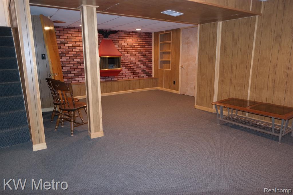 2696 Cumberland Road Berkley, MI 48072 - Photo 30 of 33