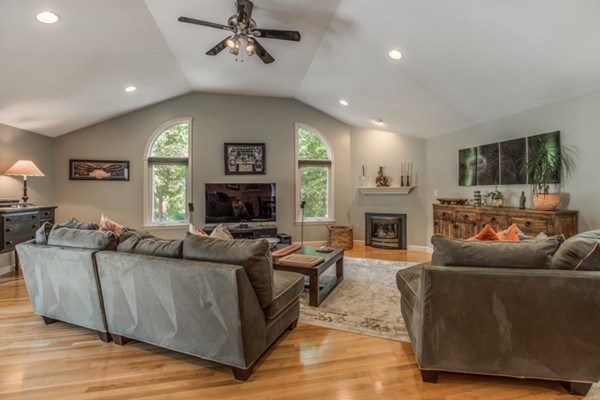 140 Spring Street Stoneham, MA 02180 - Photo 14 of 30