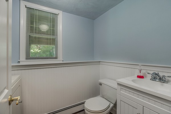 140 Spring Street Stoneham, MA 02180 - Photo 26 of 30