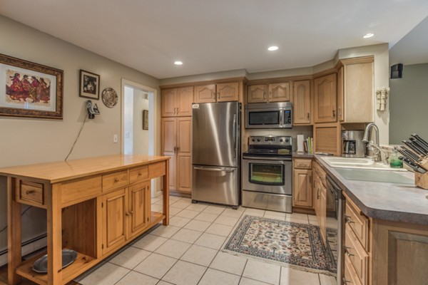 140 Spring Street Stoneham, MA 02180 - Photo 10 of 30