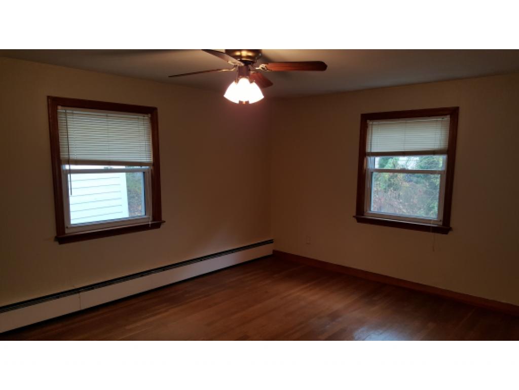 26 Thaxter Road Portsmouth, NH 03801 - Photo 14 of 16