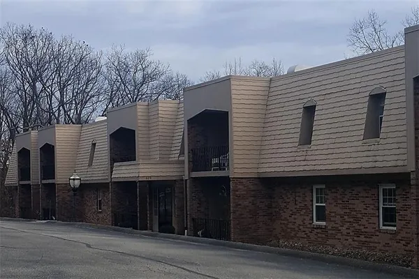 $950 | 609 Calais Drive, Unit 3208, Pittsburgh, PA 15237