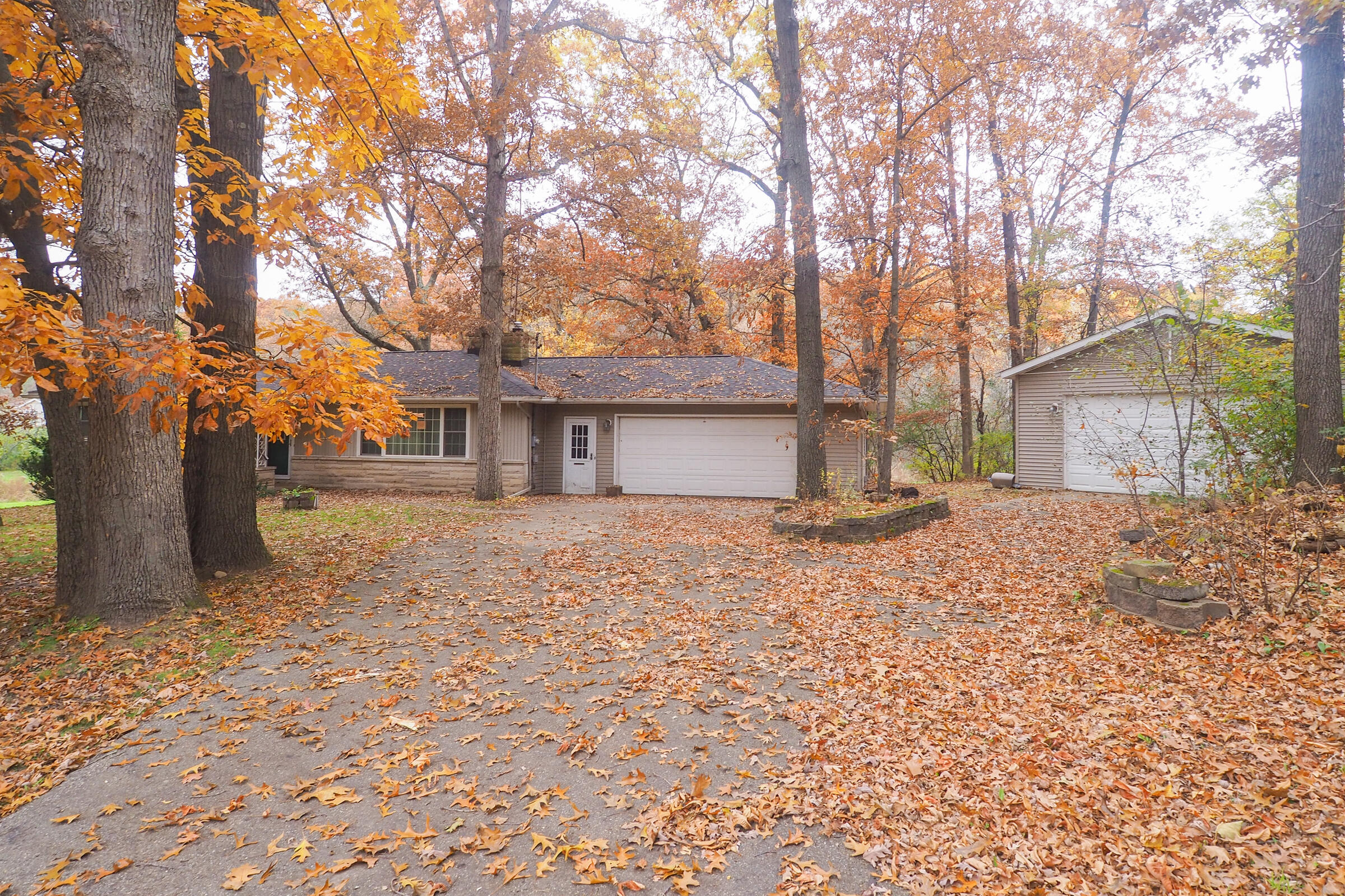 5255 Morgan Road East Battle Creek, MI 49017 - Photo 2 of 22 5255 Morgan Rd. E-101